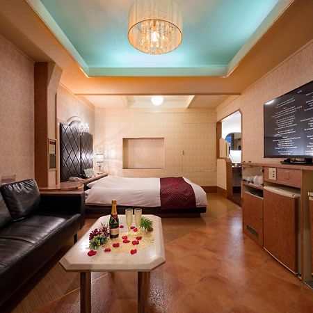 Hotel Mobilia (Adults Only) Tsurugashima المظهر الخارجي الصورة
