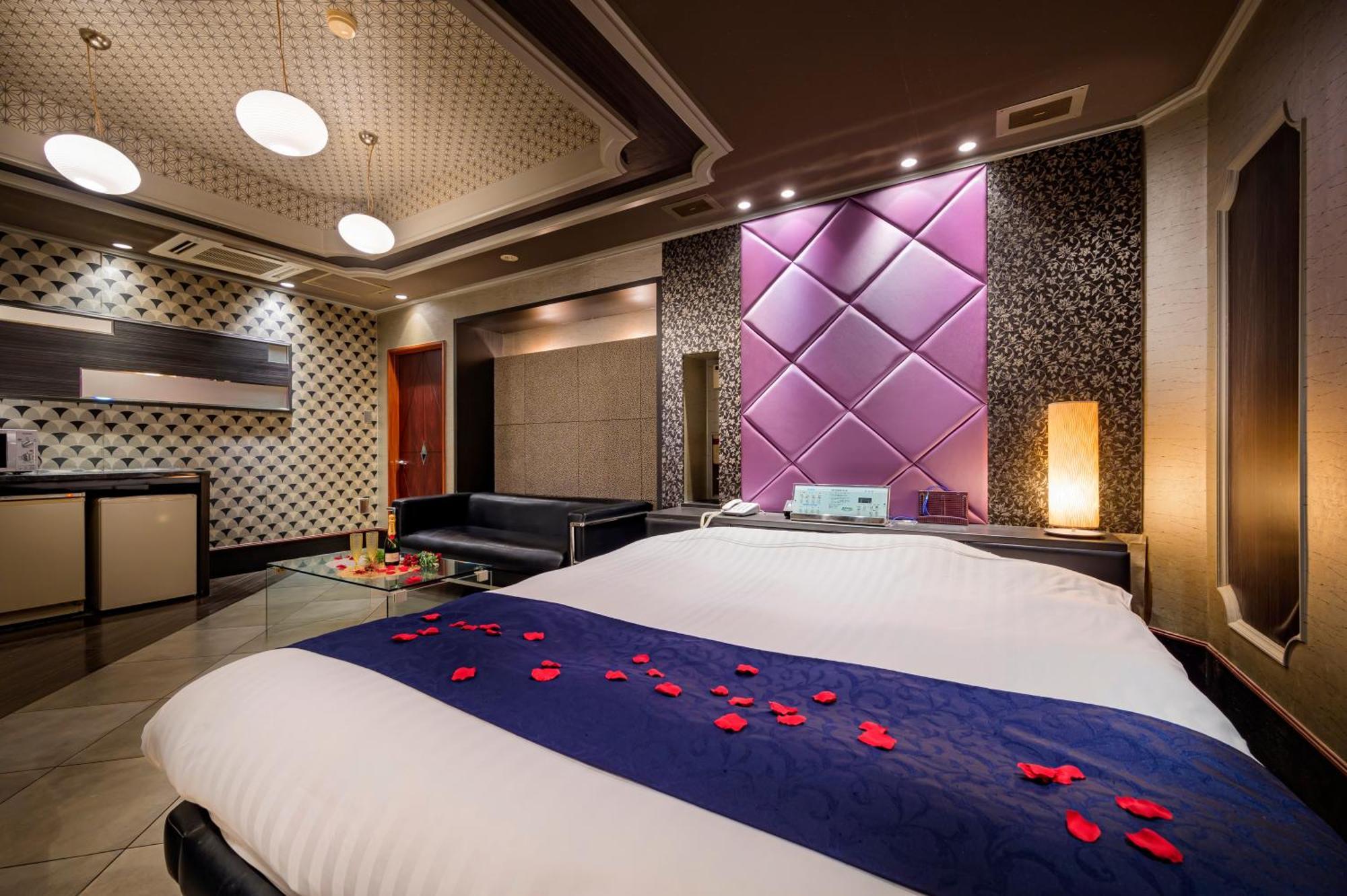Hotel Mobilia (Adults Only) Tsurugashima المظهر الخارجي الصورة